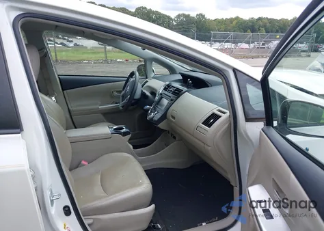 2012 Toyota Prius V Three из США, поврежденный, VIN JTDZN3EU7C3032369